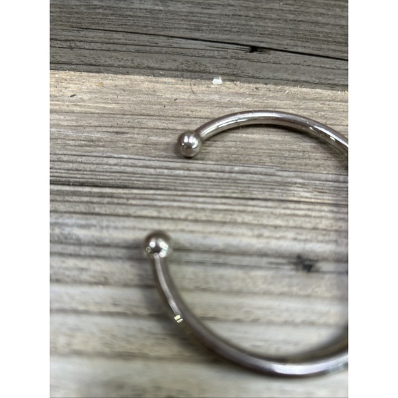 AVON I am Fabulous 2 Bracelets Cool Cuff Silvertone Hello Beautiful Be Bold - Picture 10 of 10